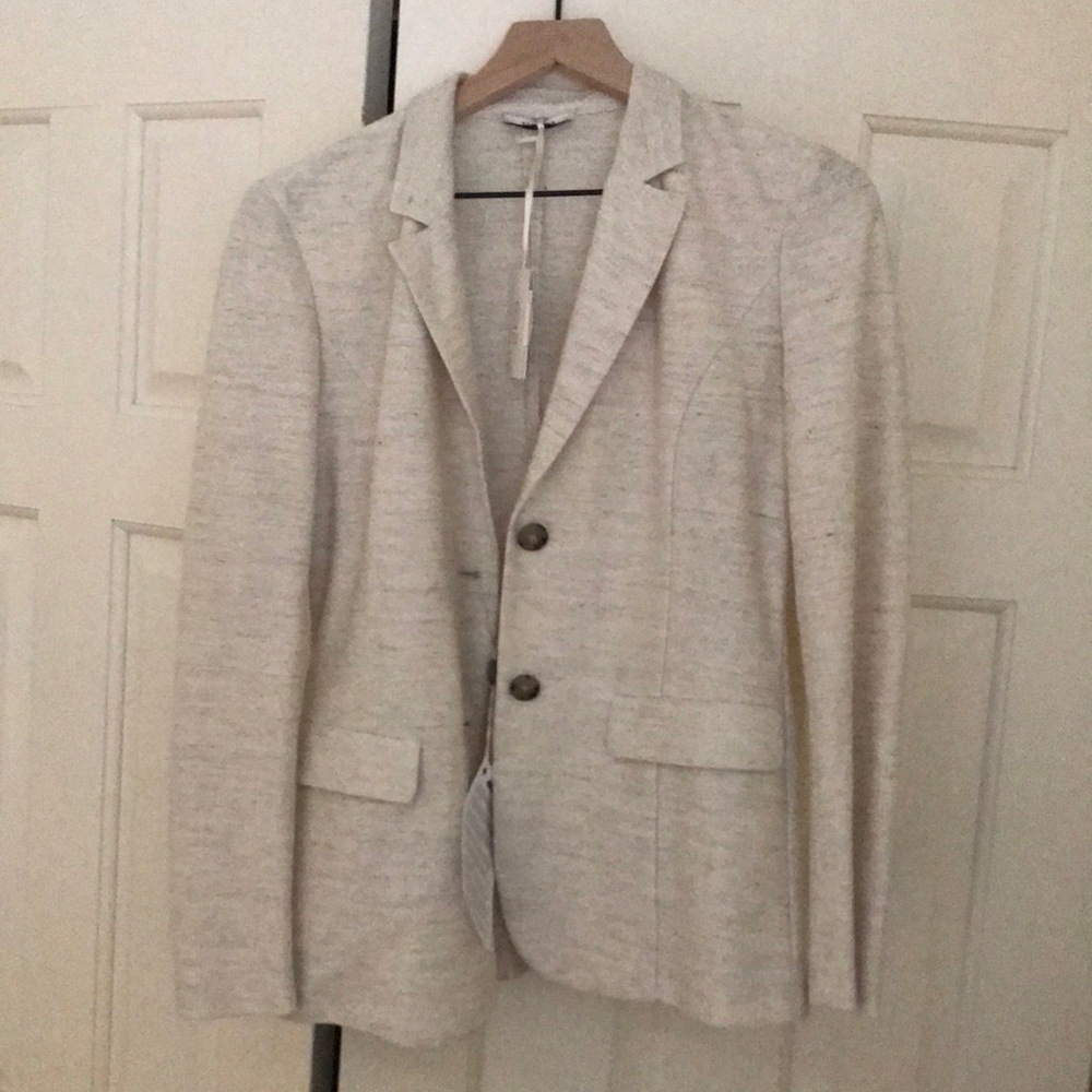 Peserico Blazer size IT 42 (US 6). NWT.